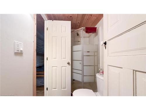 43 Trafalgar Street, Goderich, ON - Indoor Photo Showing Bathroom