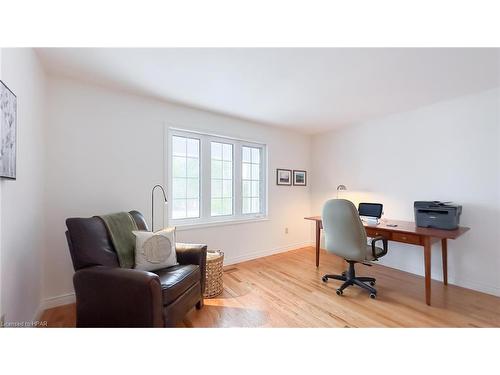 30 Lidderdale Street, Bayfield, ON - Indoor Photo Showing Other Room