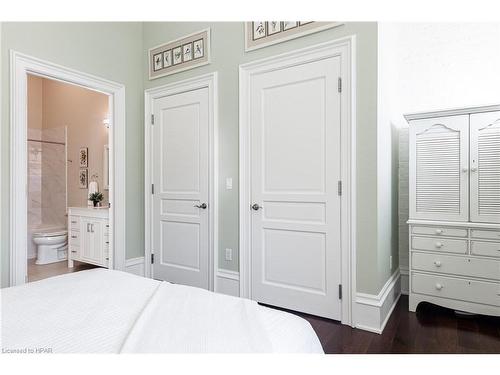 2F-189 Elizabeth Street, St. Marys, ON - Indoor Photo Showing Bedroom