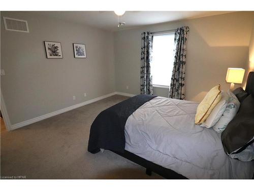 4 Highview Street, Ashfield-Colborne-Wawanosh, ON - Indoor Photo Showing Bedroom