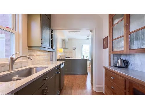 46 Elgin Avenue W, Goderich, ON - Indoor Photo Showing Kitchen With Double Sink