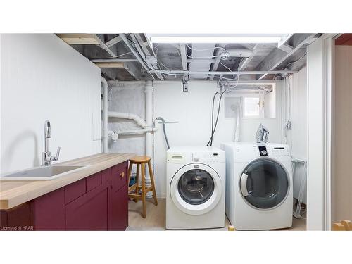 46 Elgin Avenue W, Goderich, ON - Indoor Photo Showing Laundry Room