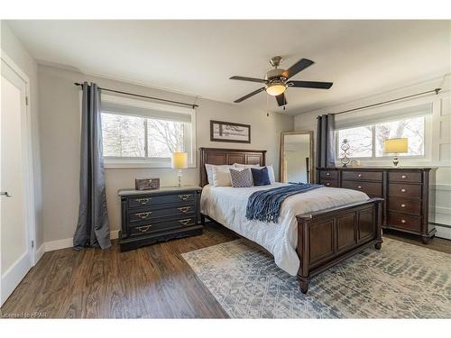 1 Maple Lane, Tillsonburg, ON - Indoor Photo Showing Bedroom
