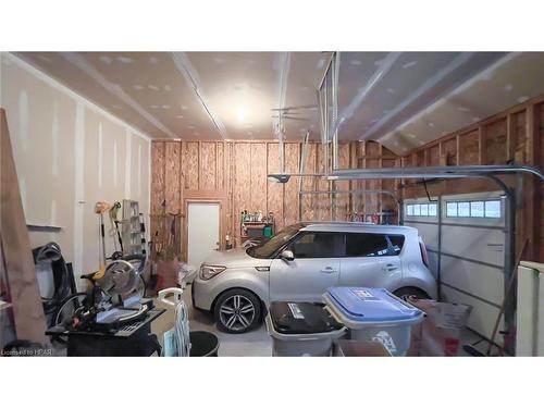 28 Macpherson Avenue, Seaforth, ON - Indoor Photo Showing Garage