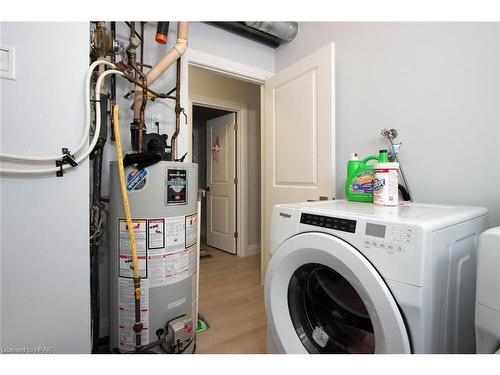 17 Laurier Street, Stratford, ON - Indoor Photo Showing Laundry Room