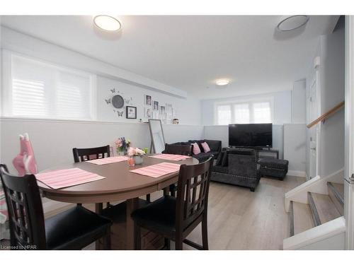 17 Laurier Street, Stratford, ON - Indoor Photo Showing Dining Room