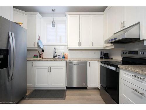 17 Laurier Street, Stratford, ON - Indoor Photo Showing Kitchen With Stainless Steel Kitchen