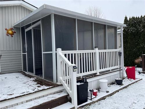 77307 (29 Rowan Rd) Bluewater Hwy 21, Northwood Beach, ON - Outdoor With Exterior