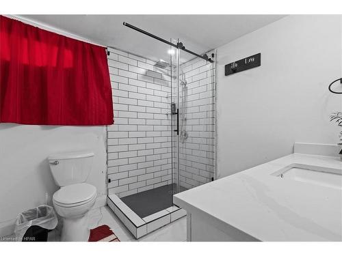 1064 Sanderson Street, Wroxeter, ON - Indoor Photo Showing Bathroom