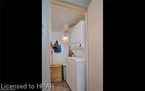 303-50 Campbell Court, Stratford, ON - Indoor Photo Showing Laundry Room