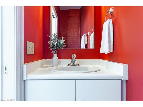 94 Water Street, Stratford, ON - Indoor Photo Showing Bathroom