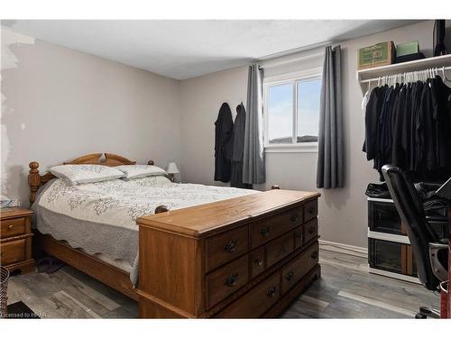 38616 Blyth Road, North Huron, ON - Indoor Photo Showing Bedroom