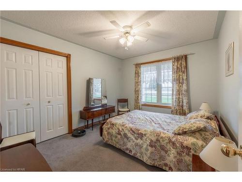 2853 Road 164, Mitchell, ON - Indoor Photo Showing Bedroom