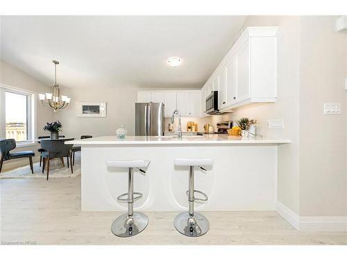 21 Blfs Vw Boulevard, Huron Haven, ON - Indoor Photo Showing Kitchen With Upgraded Kitchen