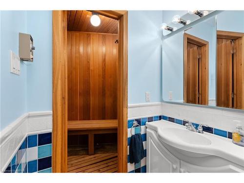 3-4 Mb Henry Island, Gravenhurst, ON - Indoor Photo Showing Bathroom