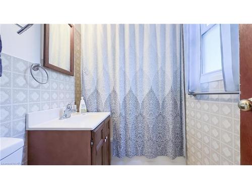 83815B Dickson Street, Ashfield-Colborne-Wawanosh, ON - Indoor Photo Showing Bathroom