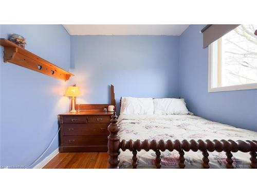 33 Ord Street, Seaforth, ON - Indoor Photo Showing Bedroom