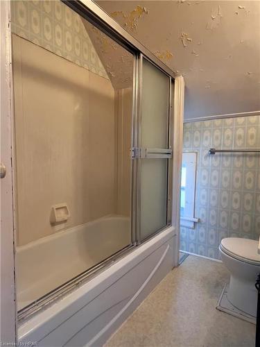 808 Olde Victoria Street, Kincardine, ON - Indoor Photo Showing Bathroom