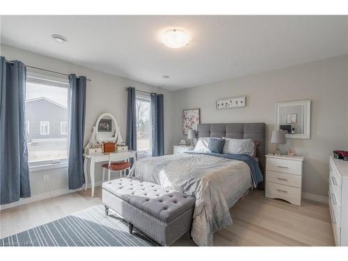 1 Lookout Lane S, Ashfield-Colborne-Wawanosh, ON - Indoor Photo Showing Bedroom