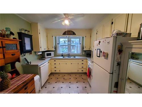 43 Jarvis Street, Seaforth, ON - Indoor Photo Showing Kitchen With Double Sink