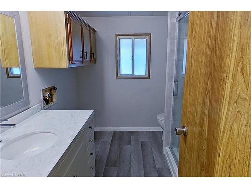 202 Chestnut Drive, Central Huron, ON - Indoor Photo Showing Bathroom