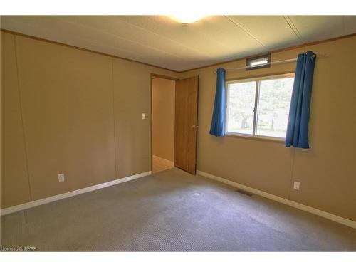 202 Chestnut Drive, Central Huron, ON - Indoor Photo Showing Other Room