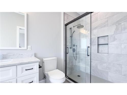 441 Coast Drive, Goderich, ON - Indoor Photo Showing Bathroom