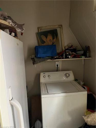 237 Romeo Street S, Stratford, ON - Indoor Photo Showing Laundry Room