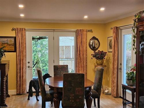 8 Bayfield Terrace, Bayfield, ON - Indoor Photo Showing Dining Room