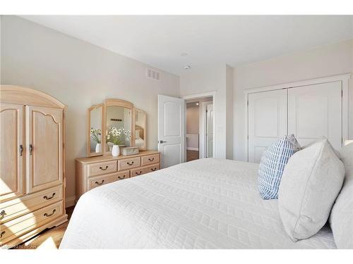 85049 Michelle Street, Ashfield-Colborne-Wawanosh, ON - Indoor Photo Showing Bedroom
