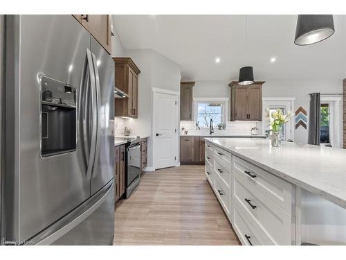 51 Highland Road, Minto, ON - Indoor Photo Showing Kitchen With Upgraded Kitchen