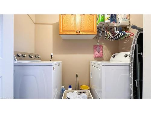 46 Balvina Drive W, Goderich, ON - Indoor Photo Showing Laundry Room