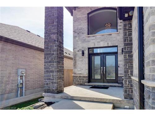 1423 North Wenige Drive, London, ON - Outdoor
