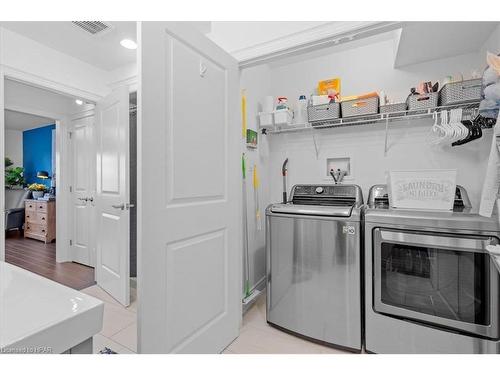 215-50 Galt Road, Stratford, ON - Indoor Photo Showing Laundry Room