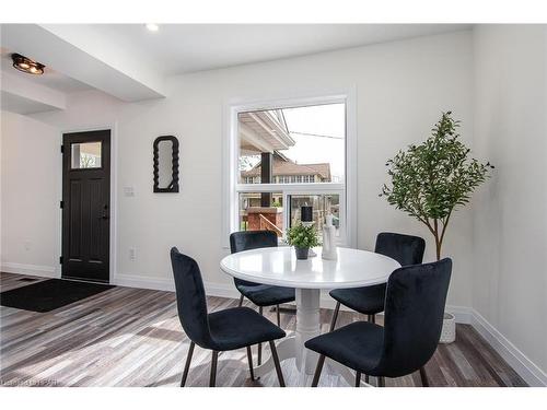 26 Trow Avenue, Stratford, ON - Indoor Photo Showing Dining Room