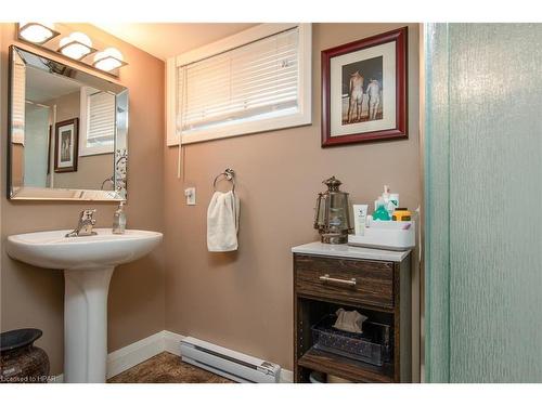 174 Sunset Drive, Goderich, ON - Indoor Photo Showing Bathroom