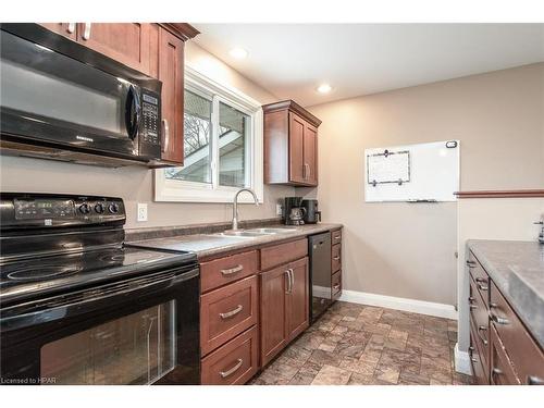 174 Sunset Drive, Goderich, ON - Indoor Photo Showing Kitchen With Double Sink