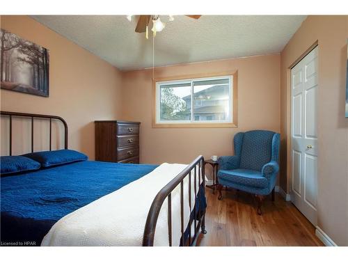229 Devon Street, Stratford, ON - Indoor Photo Showing Bedroom