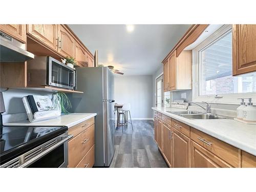 85229 Bluewater Hwy 21, Ashfield-Colborne-Wawanosh, ON - Indoor Photo Showing Kitchen With Double Sink