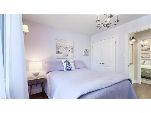 20 Charles Street, Bayfield, ON - Indoor Photo Showing Bedroom