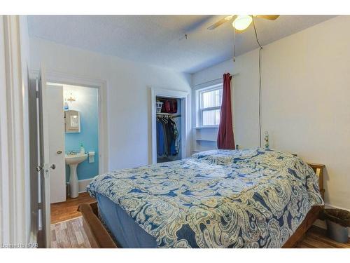 122 Fulton Street, Clinton, ON - Indoor Photo Showing Bedroom