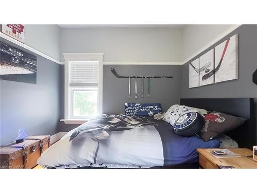 40370 Winthrop Road, Central Huron (Munic), ON - Indoor Photo Showing Bedroom