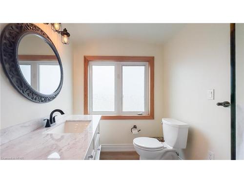 40370 Winthrop Road, Central Huron (Munic), ON - Indoor Photo Showing Bathroom