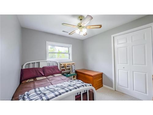 4 Ducharme Crescent, Bayfield, ON - Indoor Photo Showing Bedroom