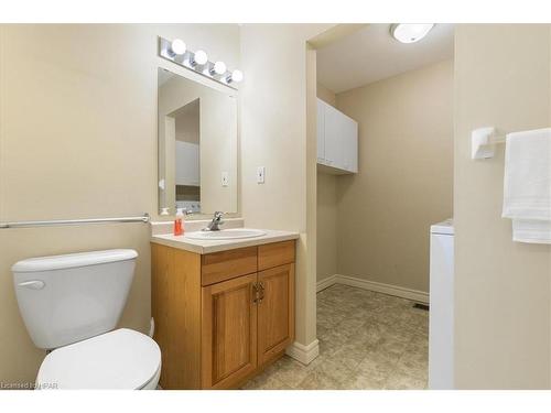3-750 Nelson Avenue S, Listowel, ON - Indoor Photo Showing Bathroom