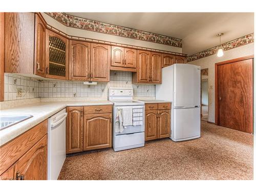 3734 Bridge Street, Wilmot Township, ON - Indoor Photo Showing Kitchen