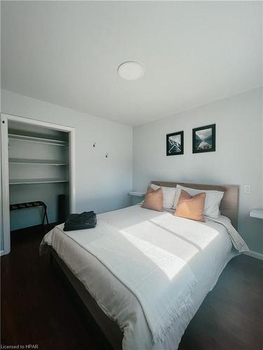 385 West Gore Street, Stratford, ON - Indoor Photo Showing Bedroom