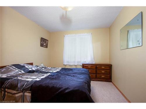 166 St John St N Street, St. Marys, ON - Indoor Photo Showing Bedroom