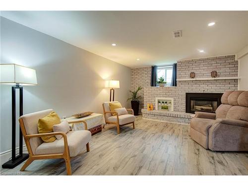 112 Antigua Drive, Wasaga Beach, ON - Indoor Photo Showing Living Room With Fireplace