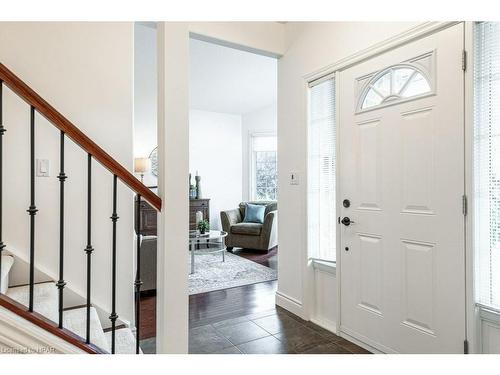 30 Vanevery Way, Stratford, ON - Indoor Photo Showing Other Room